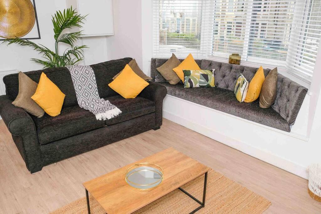 Garden Of Eden 1 Bedroom Flat In Fishponds Bristol Buitenkant foto